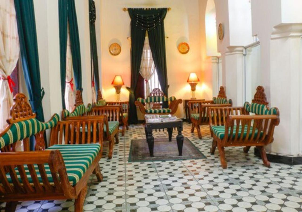 Africa House Zanzibar Bed & Breakfast ภายนอก รูปภาพ