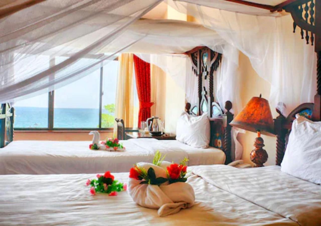Africa House Zanzibar Bed & Breakfast ภายนอก รูปภาพ