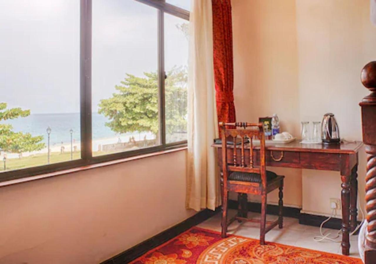 Africa House Zanzibar Bed & Breakfast ภายนอก รูปภาพ