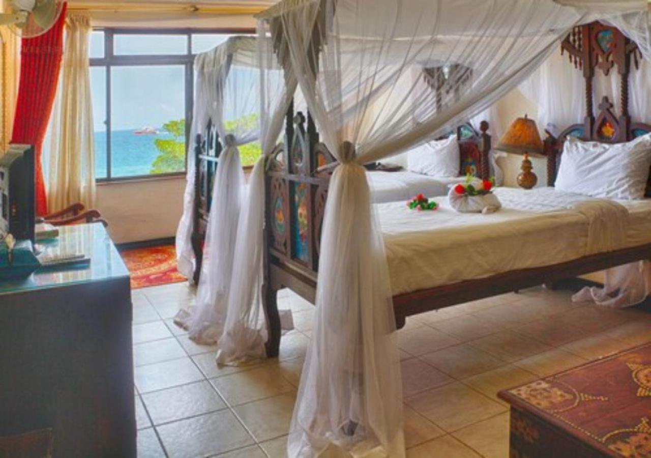 Africa House Zanzibar Bed & Breakfast ภายนอก รูปภาพ