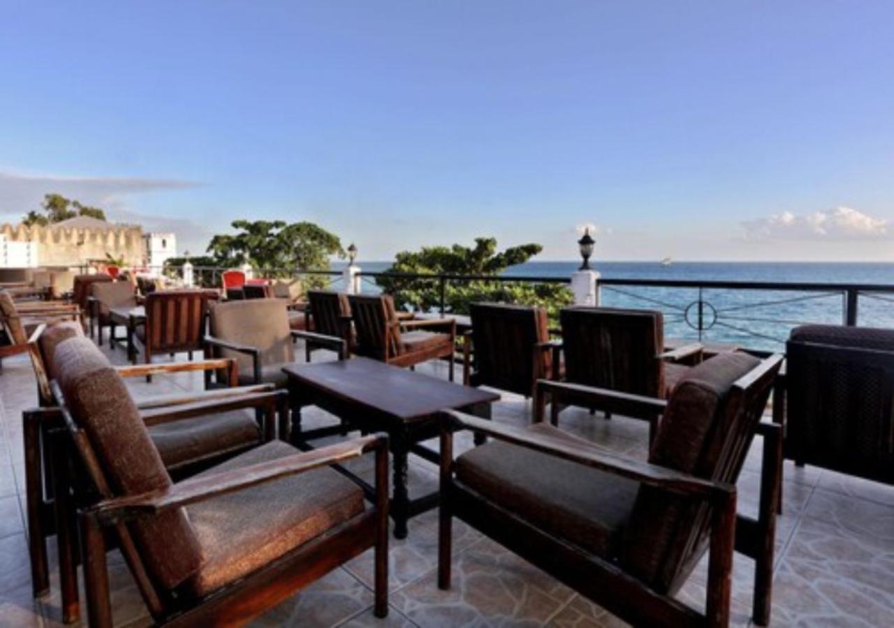 Africa House Zanzibar Bed & Breakfast ภายนอก รูปภาพ